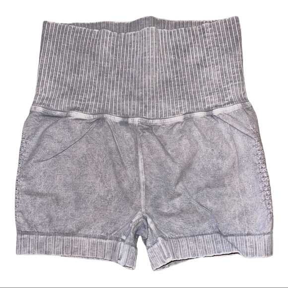 NEW Free People Movement Good Karma Shorts & Crop Top Set - Picture 6 of 7